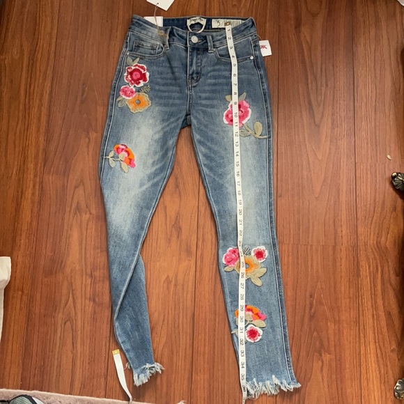 Indigo Rein embroidery flowers skinny jeans 3 NWT - Picture 7 of 8